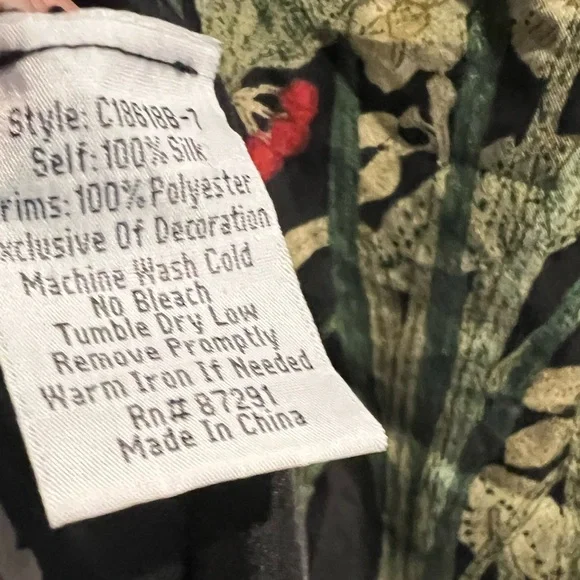 Johnny Was - Charlotte Rose Scalloped Silk Tunic - XL - Picture 12 of 16